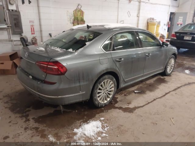 1VWBS7A33GC068965 Volkswagen Passat 1.8t Se