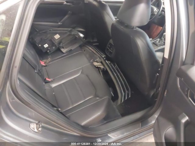1VWBS7A33GC068965 Volkswagen Passat 1.8t Se
