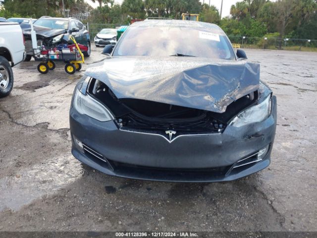 5YJSA1E22HF217035 Tesla Model S 100d/60d/75d/90d/p100d