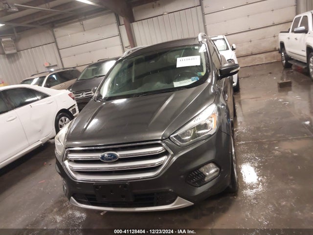 1FMCU9JD4HUA16208 Ford Escape Titanium