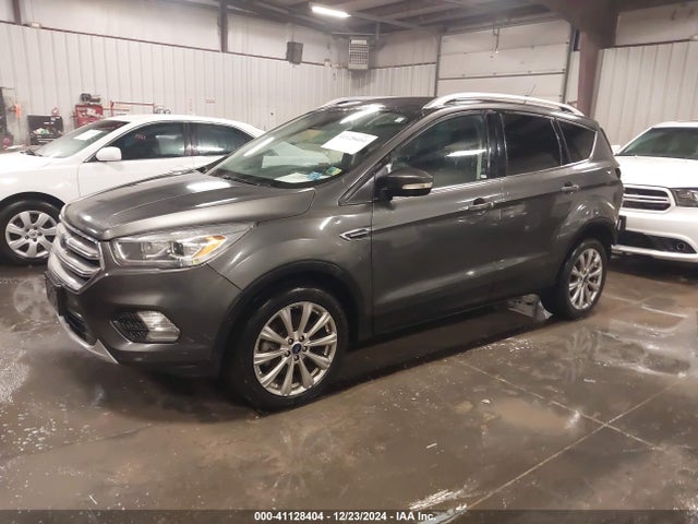 1FMCU9JD4HUA16208 Ford Escape Titanium