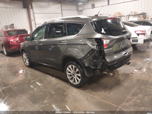 1FMCU9JD4HUA16208 Ford Escape Titanium