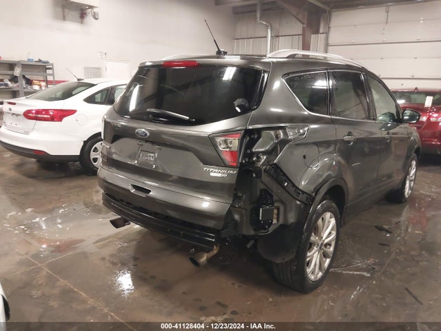 1FMCU9JD4HUA16208 Ford Escape Titanium