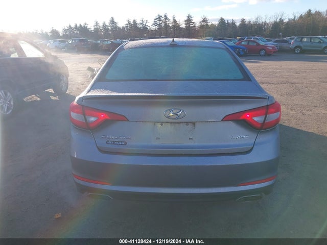 Hyundai Sonata Sport 2016 5NPE34AF5GH391358 Image 16