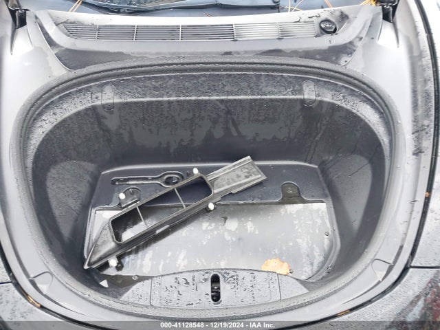 2019 TESLA MODEL 3 5YJ3E1EA4KF304345 Photo 9