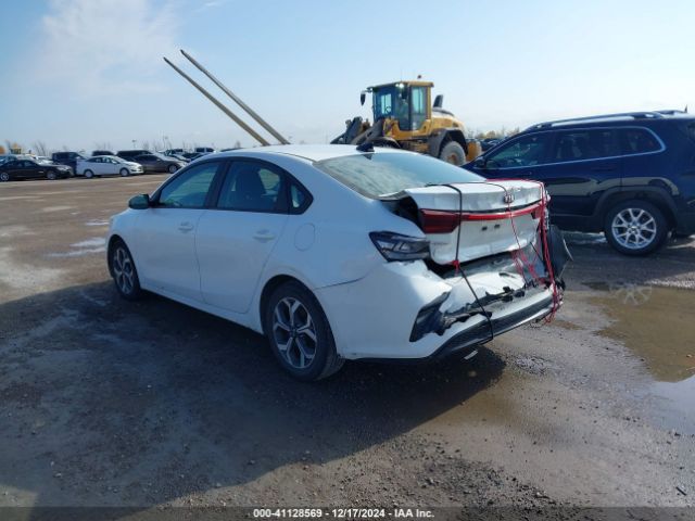 3KPF24ADXME286403 KIA Forte Lxs
