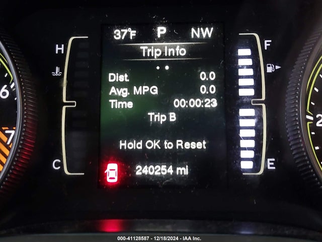 1C4PJMAB2EW264067 Jeep Cherokee Sport
