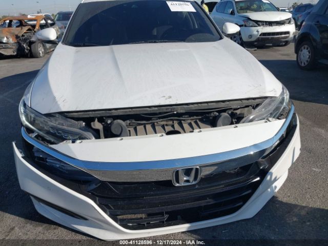 1HGCV2F9XJA020916 Honda Accord Touring 2.0t