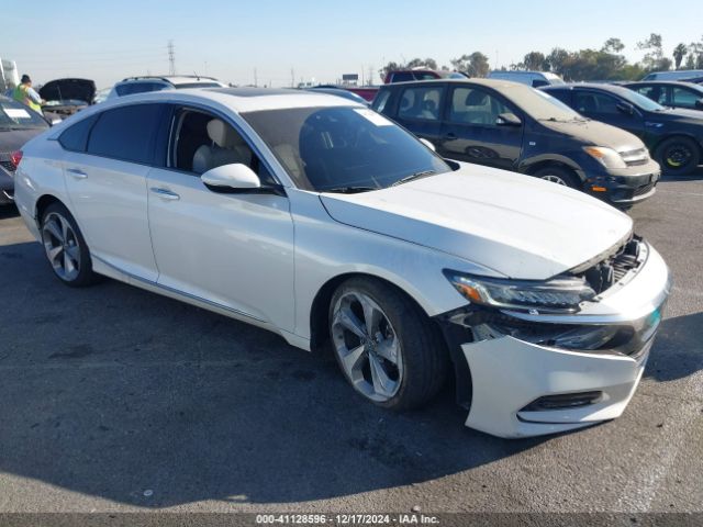 1HGCV2F9XJA020916 Honda Accord Touring 2.0t