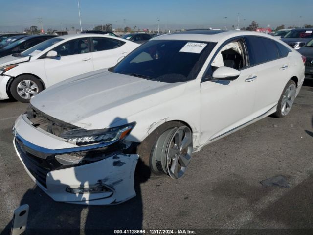 1HGCV2F9XJA020916 Honda Accord Touring 2.0t