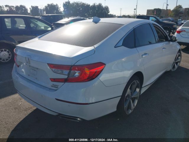 1HGCV2F9XJA020916 Honda Accord Touring 2.0t