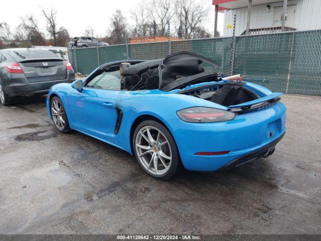 2022 PORSCHE 718 BOXSTER WP0CA2A80NS205517 Photo 2
