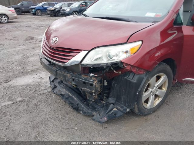 5TDKK3DC5FS622916 Toyota Sienna Le 8 Passenger