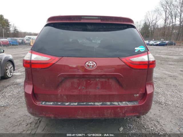 5TDKK3DC5FS622916 Toyota Sienna Le 8 Passenger