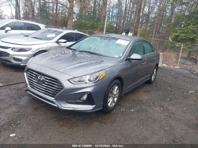 Hyundai SONATA SE 2019 5NPE24AF7KH775203 Image 2