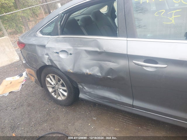 Hyundai SONATA SE 2019 5NPE24AF7KH775203 Image 6