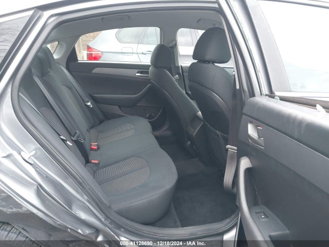 Hyundai SONATA SE 2019 5NPE24AF7KH775203 Image 8