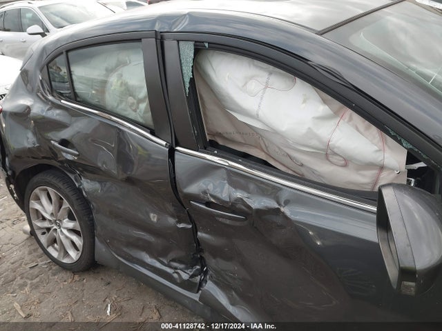 JM1BM1M31G1277302 Mazda Mazda3 S Touring