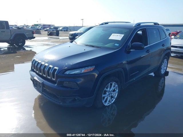 1C4PJLCB0GW167878 Jeep Cherokee Latitude