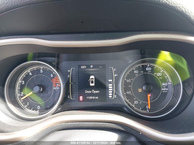 1C4PJLCB0GW167878 Jeep Cherokee Latitude