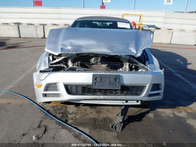 1ZVBP8EM0E5293324 Ford Mustang V6