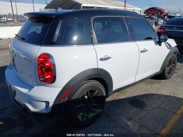 2015 MINI COUNTRYMAN WMWZC3C55FWT06802 Photo 3