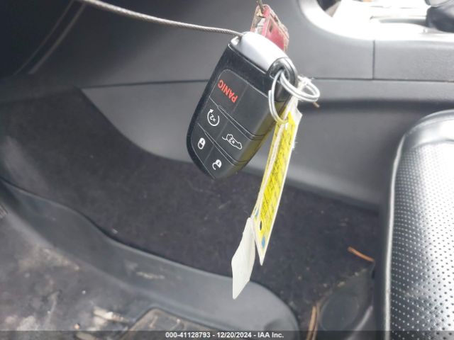 2019 JEEP GRAND CHEROKEE 1C4RJFCG9KC566594 Photo 10