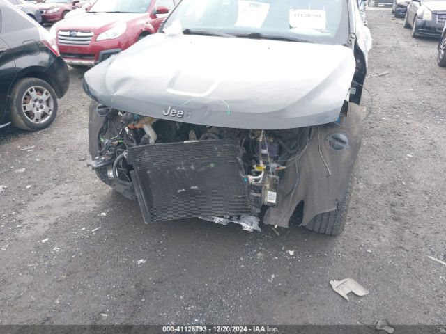 2019 JEEP GRAND CHEROKEE 1C4RJFCG9KC566594 Photo 5