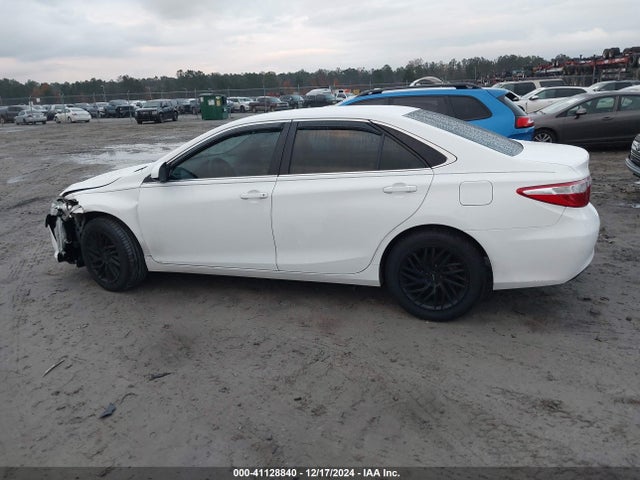 Toyota CAMRY LE 2016 4T4BF1FK5GR578539 Image 14