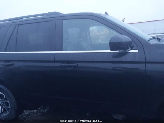 1FMJU1JT9NEA66740 Ford Expedition Xlt