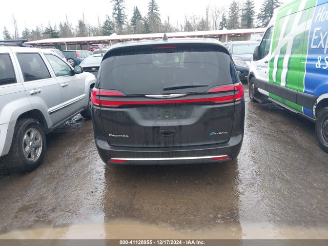 Chrysler Pacifica Hybrid Limited 2023 2C4RC1S76PR630586 Image 16
