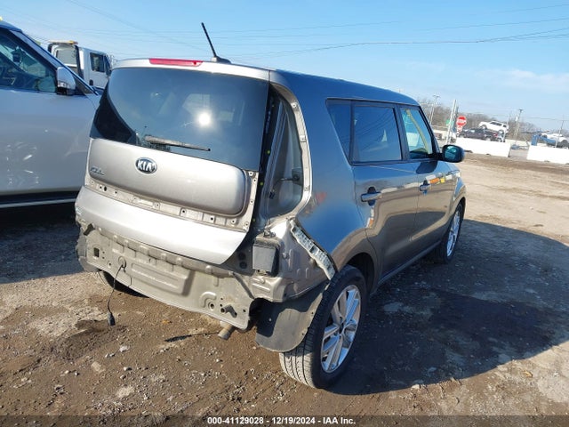 KIA SOUL + 2018 KNDJP3A57J7513413 Image 4