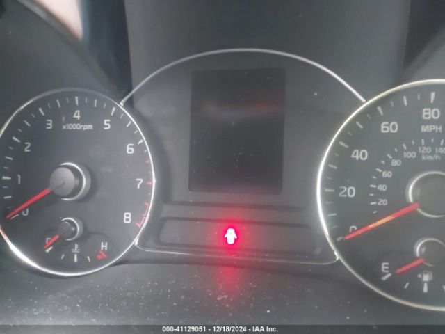 3KPFK4A76JE227399 KIA FORTE LX