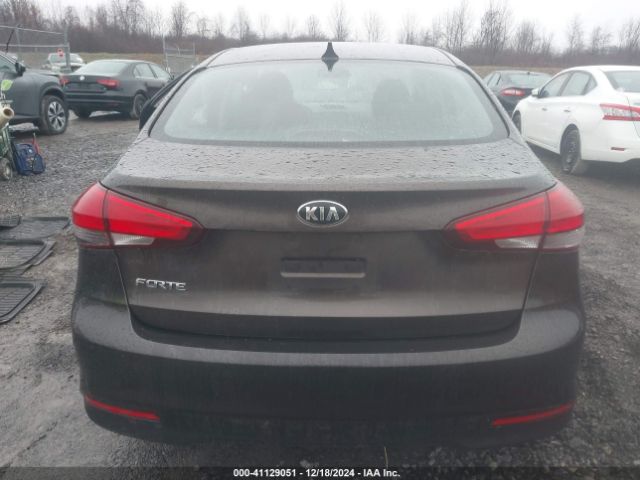 3KPFK4A76JE227399 KIA FORTE LX