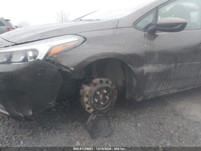 3KPFK4A76JE227399 KIA FORTE LX