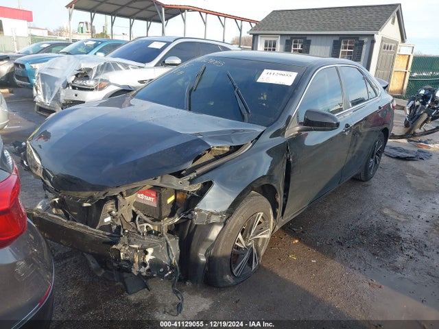 Toyota CAMRY LE 2016 4T4BF1FKXGR537369 Image 2
