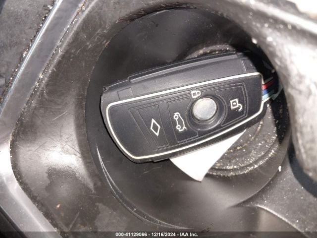 WBA3C3C52EF983679 BMW 320i Xdrive