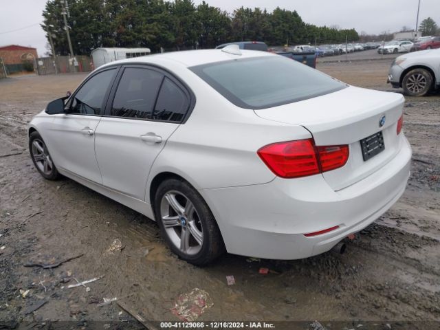 WBA3C3C52EF983679 BMW 320i Xdrive