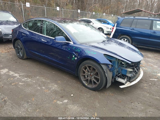 2018 TESLA MODEL 3 5YJ3E1EB6JF105398 Photo 0
