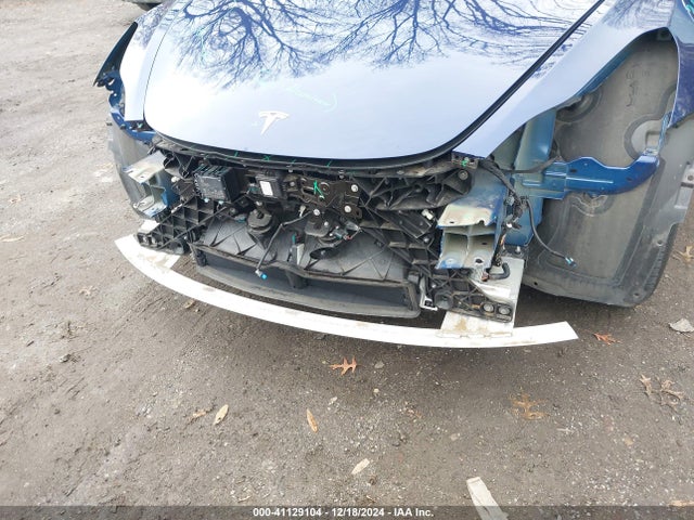 2018 TESLA MODEL 3 5YJ3E1EB6JF105398 Photo 5