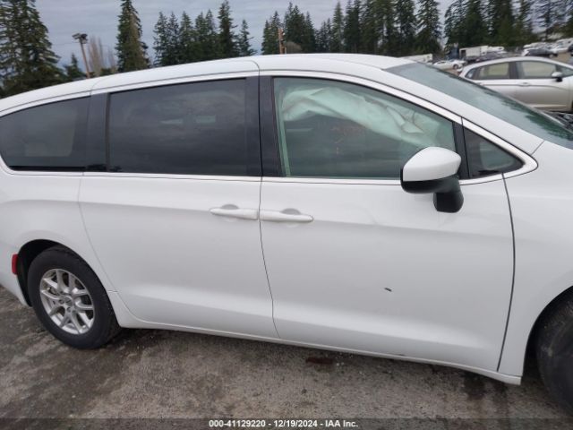 2C4RC1CG2MR564497 Chrysler Voyager Lx