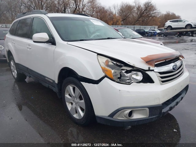 41129272 :رقم المزاد ، 4S4BRBCC0B3397092 vin ، 2011 Subaru Outback 2.5i Premium مزاد بيع