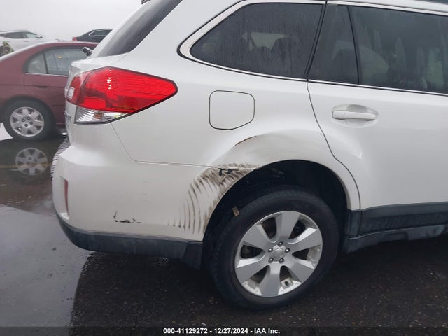 41129272 :رقم المزاد ، 4S4BRBCC0B3397092 vin ، 2011 Subaru Outback 2.5i Premium مزاد بيع