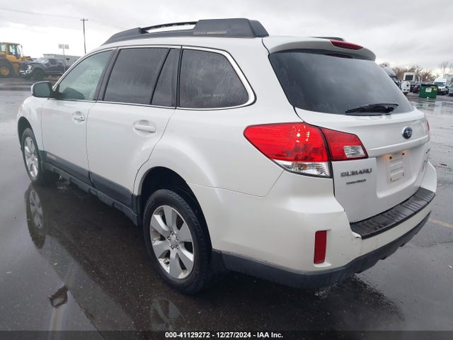 41129272 :رقم المزاد ، 4S4BRBCC0B3397092 vin ، 2011 Subaru Outback 2.5i Premium مزاد بيع