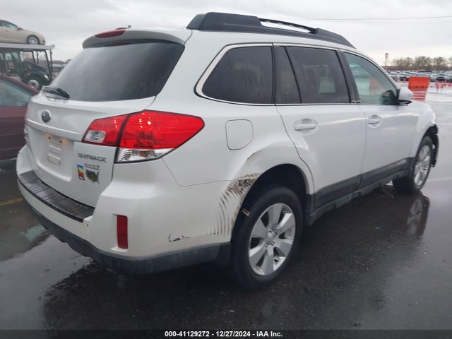 41129272 :رقم المزاد ، 4S4BRBCC0B3397092 vin ، 2011 Subaru Outback 2.5i Premium مزاد بيع