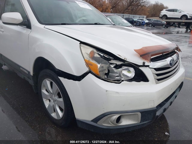 41129272 :رقم المزاد ، 4S4BRBCC0B3397092 vin ، 2011 Subaru Outback 2.5i Premium مزاد بيع