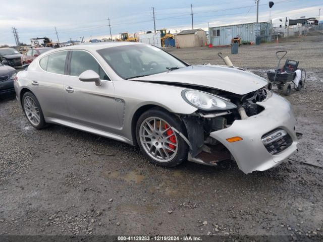2013 PORSCHE PANAMERA WP0AC2A72DL090050