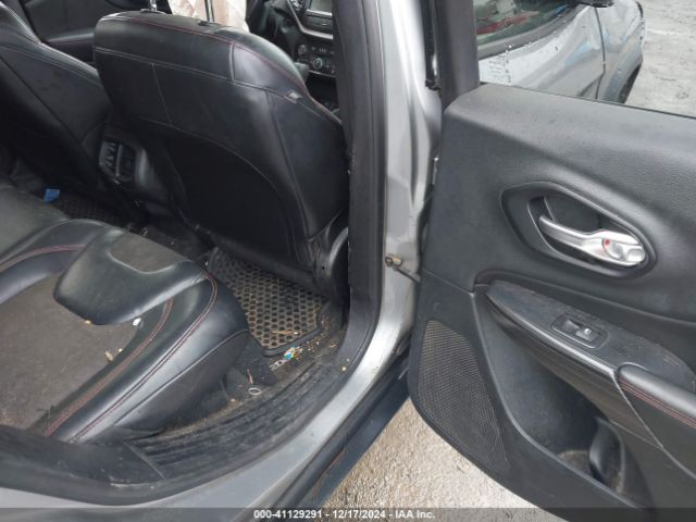 1C4PJMBS8FW786735 Jeep Cherokee Trailhawk