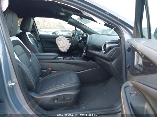 3GNKDBRJXRS267793 Chevrolet Blazer Ev Eawd 2lt