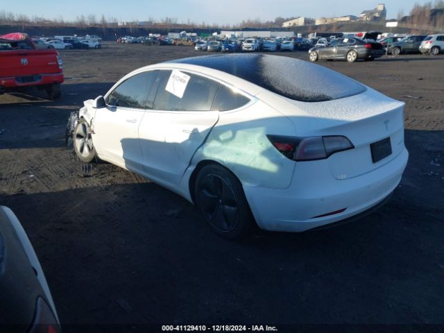 2020 TESLA MODEL 3 5YJ3E1EB2LF711686 Photo 2